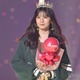 日向坂46小坂菜緒、深緑プレッピーコーデで秋先取り【TGC2025A/W】 画像