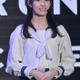 櫻坂46石森璃花、フリルミニスカから美脚披露「上品で素敵」「スタイル抜群」 画像