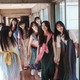 櫻坂46の4期生がカラフルな衣装でニッコリ！圧倒的な存在感＆多彩な個性が咲き乱れる 画像