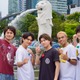 Aぇ! group新番組、初ロケはシンガポール “変身選手権”開催＆キツい罰ゲームも【Aぇ! groupのQ&Aぇ!】 画像