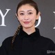 山田優、個性派セットアップで美脚スラリ 夫・小栗旬とのエピソード明かす「2人で違う階でお買い物ができたり」 画像