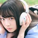 日向坂46佐藤優羽、ヘッドホン付け上目遣い「五期生のぽかぽか写真館」3人目公開 画像