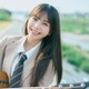日向坂46下田衣珠季、ギター持ちキュートな笑顔「五期生のぽかぽか写真館」5人目公開 画像