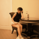 のん、二の腕＆美脚を大胆に見せた私服SHOTに反響「色気出過ぎ」「凛とした大人の女性」 画像