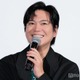 NEWS加藤シゲアキ、女性共演者に手を握られたシーンの裏話告白「ト書きない」【新東京水上警察】 画像