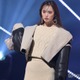 「御上先生」生徒役女優、膝上ミニスカで美脚披露「スタイル良すぎ」「完璧」の声 画像