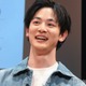 小林虎之介「下剋上球児」メンバー4人でディズニー満喫 投稿にツッコミ相次ぐ「1人時差がすごい」「面白すぎる」 画像