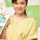 平愛梨、41歳バースデーで家族6ショット公開「素敵な旦那様と子どもたち」「お揃い服可愛い」と反響 画像