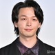 中村倫也、朝ドラ出演時も高円寺のワンルームに住んでいた「家を開けたら記者の人と目が合う」20代前半まで“日給8000円”バイトも 画像