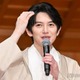 本郷奏多、結婚祝福され笑顔で感謝 報道陣から新婚生活について質問飛ぶ 画像