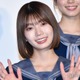 元日向坂46メンバー、素肌輝くキャミワンピ姿 “初ソロ海外”写真に反響「透明感すごい」「デコルテ綺麗すぎる」 画像