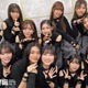 櫻坂46、写真集「櫻撮」“24時間限定”特典ポスター解禁 的野美青撮影の自撮り集合写真も 画像