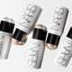 NARS、人気の「ライトリフレクティング ルミナイジングパウダー」に待望のスティックタイプが登場 画像