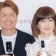 松本伊代「同い年スポーツ」に夫・ヒロミと初挑戦 2ショット公開で「アクティブな姿が若々しい」「幸せな気持ちになる」と反響 画像