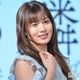元AKB48メンバー、ミニスカベージュ衣装で美脚披露「春らしくて素敵」「スタイル抜群」の声 画像