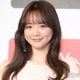 森香澄、スリットからほっそり美脚スラリ「セクシーすぎる」「スタイルに見惚れる」の声 画像