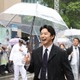 仲野太賀＆池松壮亮、“豊臣兄弟”が「博多どんたく 港まつり」に出陣 雨の沿道歩き盛り上げる 画像