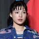 石井杏奈、フリルミニワンピで美脚披露「色白で眩しい」「ガーリーコーデ新鮮」と絶賛の声 画像