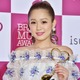 西野カナ、ミニワンピ衣装ショットに絶賛の声「平成感が最高」「ヒョウ柄がいい」 画像
