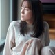 比嘉愛未、“ほぼすっぴん”でカメラに向かう 初エッセイ集「またね。」帯文も公開「私は人に執着しないはずなんですが」 画像