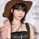 LE SSERAFIMチェウォン、ミニスカ＆ショート丈トップスで美スタイル全開「華奢すぎる」「着こなせるのはチェウォンだけ」の声 画像
