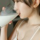 日向坂46藤嶌果歩、朝のひと時過ごすリラックスショット 1st写真集先行カット第9弾解禁【果実の歩幅】 画像