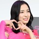 AKB48メンバー「てるてる坊主になりました」美脚際立つ雨の日コーデに絶賛の声「脚が長くて綺麗」「スタイル良すぎ」 画像
