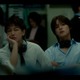 佐藤健＆K（&TEAM）新CM「花火の夏」篇解禁・舞台は会議室 Mrs. GREEN APPLE人気曲が世界観演出 画像
