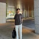 コクーンシルエットで体型カバー。ドライタッチなトップスで魅せるスマートな着こなし【40代の毎日コーデ】 画像