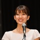 元TBS山本里菜アナ、背中チラリのバックスタイルコーデ披露「セクシー」「おしゃれ」の声 画像