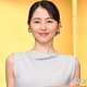 長澤まさみ、大胆肌見せチューブトップ姿に絶賛の声「唯一無二の美しさ」「洗練されていてかっこいい」 画像