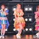 ヘラヘラ三銃士ありしゃん、双子の子どもと「関コレ」ステージ登場 完全プロデュース舞台盛り上げる【関コレ2026A/W】 画像