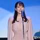 テレ朝・佐々木若葉アナ、美肌際立つノースリーブ衣装姿公開「朝から目の保養」「お美しいです」 画像