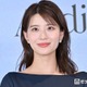 日テレ郡司恭子アナ「バタバタしている朝の味方」大胆背中開きトップス姿に反響「透き通るような美肌」「綺麗めカジュアル参考にしたい」 画像