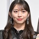元モー娘。牧野真莉愛、美脚際立つミニスカコーデ公開「現役高校生でもいける」「スタイル抜群で脚が長い」の声 画像