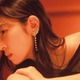 日向坂46金村美玖、高級ホテルのバーでのムード溢れる姿 2nd写真集先行カット第8弾解禁【機微】 画像