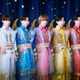M!LK「時空超えてユニバース」先行配信開始 衣装バックに月あしらわれた最新アー写も公開 画像