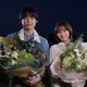 SixTONES松村北斗＆岡崎紗絵、揃ってクランクアップ「周りからいただく評判がすごく良くて」「お松（松村）にもすごく支えてもらい」【告白－25年目の秘密－】 画像