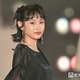 高橋愛、夫・あべこうじにハグ「体格差にキュンキュンする」「ラブラブな2人に癒された」と反響 画像