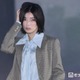 櫻坂46藤吉夏鈴、ジャケット×ハーフデニムでマニッシュに「見惚れた」「スタイル神」とファン悶絶【ガルアワ2026A/W】 画像