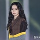 なごみ、スモーキーメイクで雰囲気一変 カラータイツで美脚スラリ【ガルアワ2026A/W】 画像