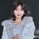 元日向坂46富田鈴花、淡色アウターでフェミニンな装い「冬らしくて可愛い」「上品で素敵」と注目集まる【ガルアワ2026A/W】 画像