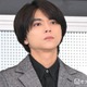 timelesz佐藤勝利、猪俣周杜の逮捕受け涙目で謝罪「今日、言葉でお伝えするだけで信頼を取り戻せるとは思っておりません」 画像