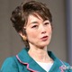 高岡早紀、透け感タイツで美脚輝く秋コーデ披露「大人の魅力爆発」「美しすぎる」 画像