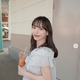 サッカー日本代表 上田綺世選手の美人妻、膝に乗せた赤ちゃんの後ろ姿公開「真ん丸頭が愛おしい」「幸せ空間」と反響 画像