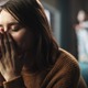 夫に殴られ全治2週間、子供にも手を上げられ…。それでも離婚できない50歳女性がハマっていった「現実逃避」とは 画像