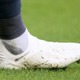 オーナー急逝のレスター、選手のスパイクも「追悼」仕様に 画像