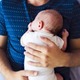 36歳貯金700万円。子どもの誕生で将来への不安が。投資もしたいと勉強中ですが… 画像
