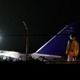 羽田行き小型機炎上、8人死亡 画像